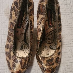 Dollhouse Metallic Gold Sequin Leopard Print High Heel Platform Stilettos Size 6